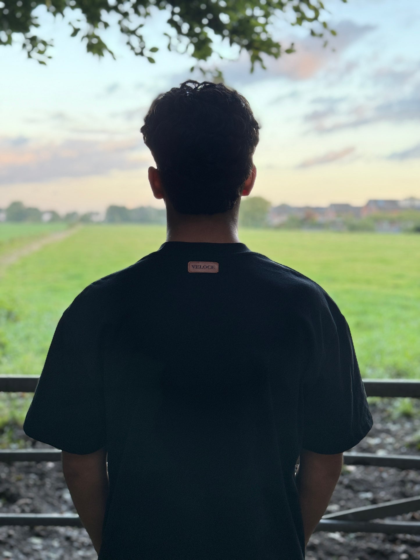 Veloce Amsterdam - Oversized Tee - Zwart