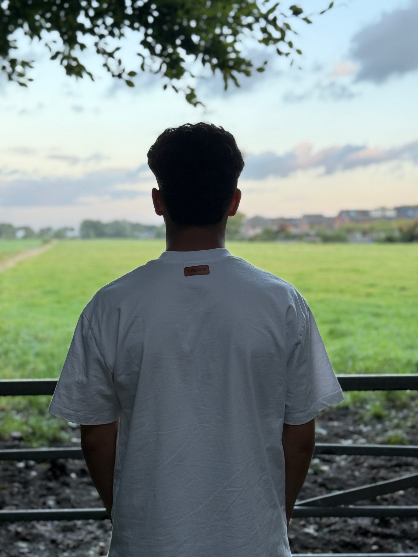 VELOCE AMSTERDAM - Oversized Tee - Wit