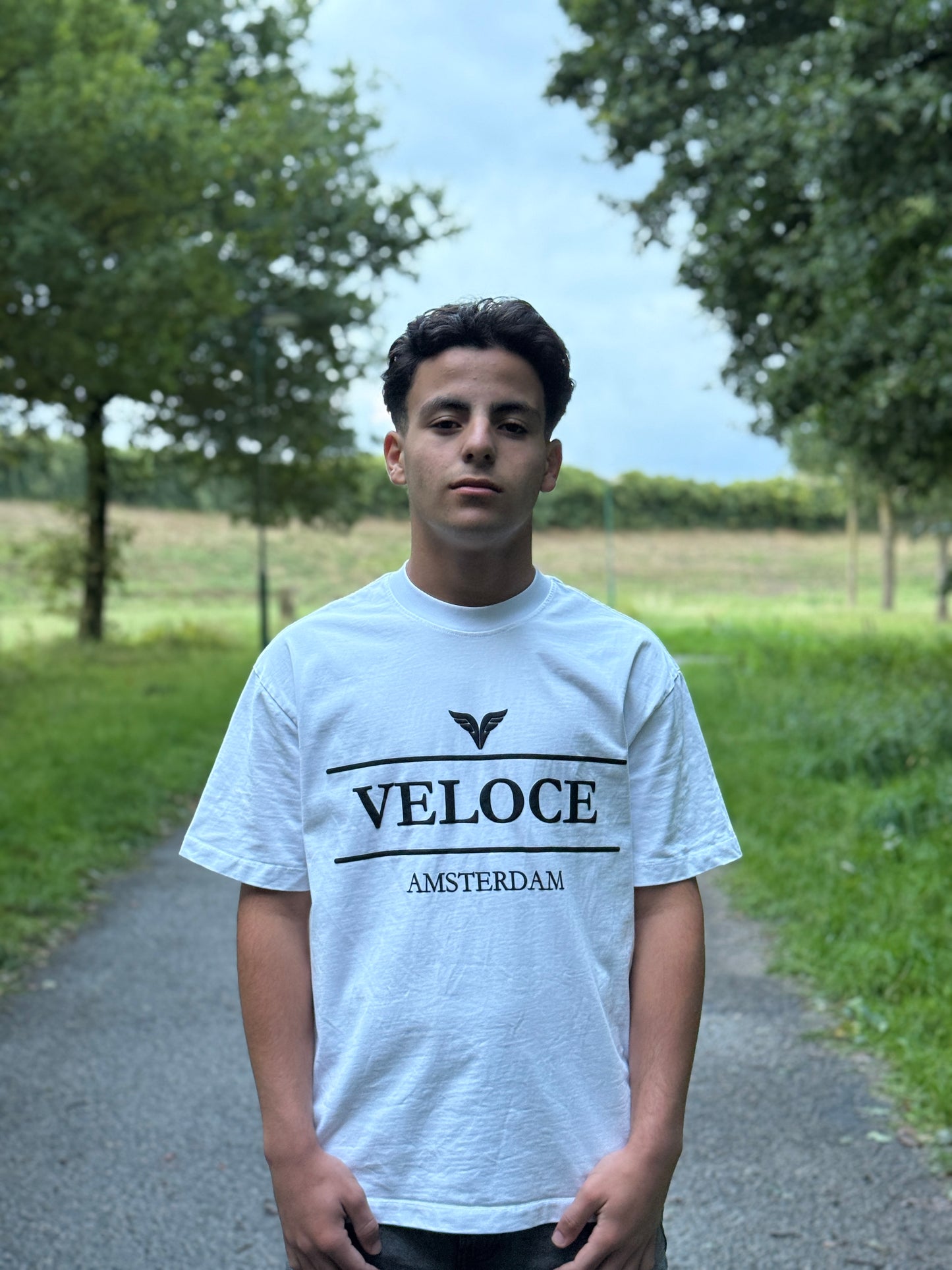 VELOCE AMSTERDAM - Oversized Tee - Wit
